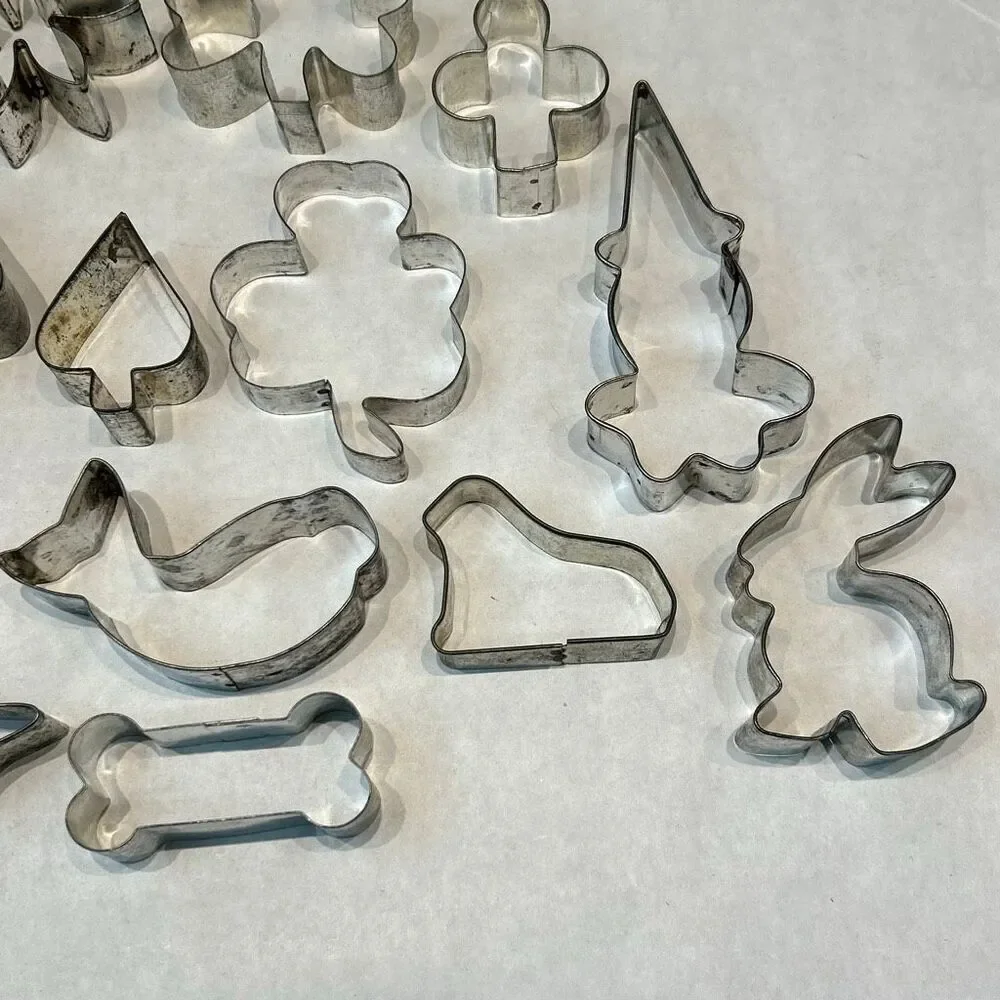 Vtg SET Aluminum Cookie Cutter Metal Fish Dolphin Whale Clown Rabbit Flower Clov